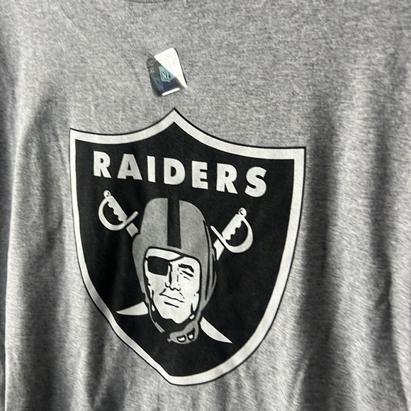 BRAND NEW - RAIDERS / COORS LIGHT GREY TEE - Picture 4 of 5